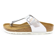 Birkenstock Gizeh sandal Electric metallic silver with a buckle (medium-wide)